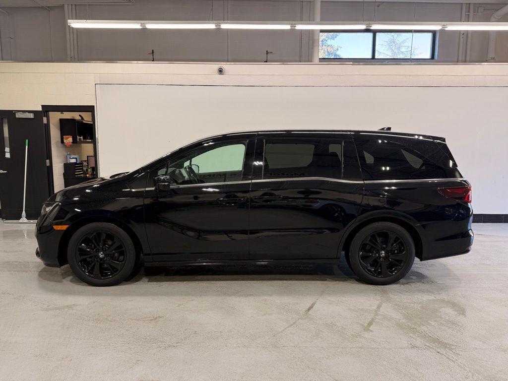 used 2023 Honda Odyssey car, priced at $35,990