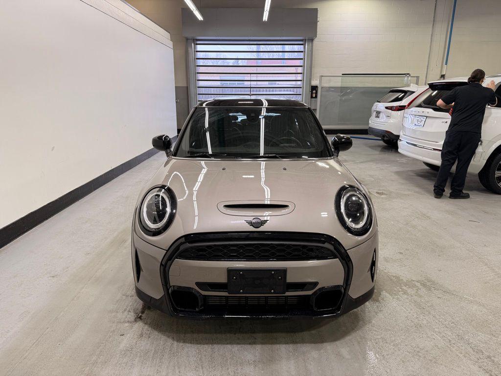 used 2022 MINI Hardtop car, priced at $22,499