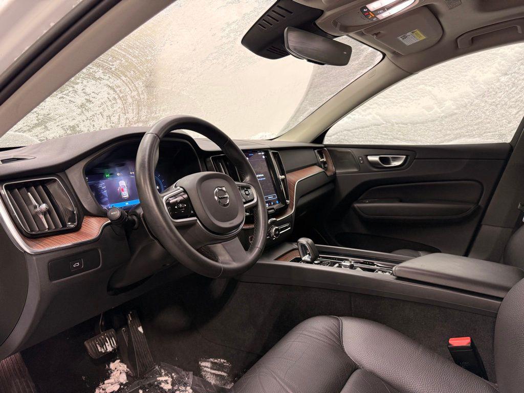 used 2023 Volvo XC60 car, priced at $32,499