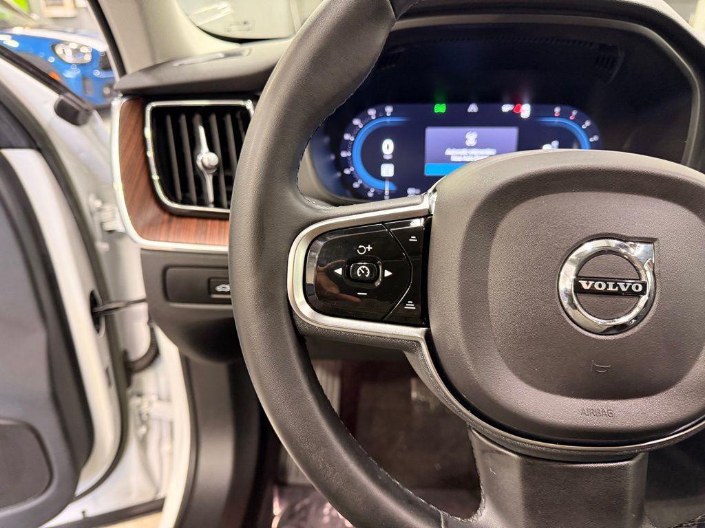 used 2023 Volvo XC60 car, priced at $33,999
