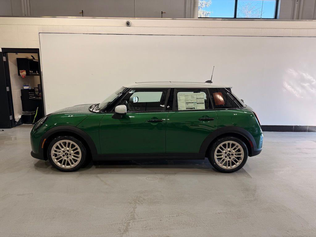 new 2026 MINI Hardtop car, priced at $39,605