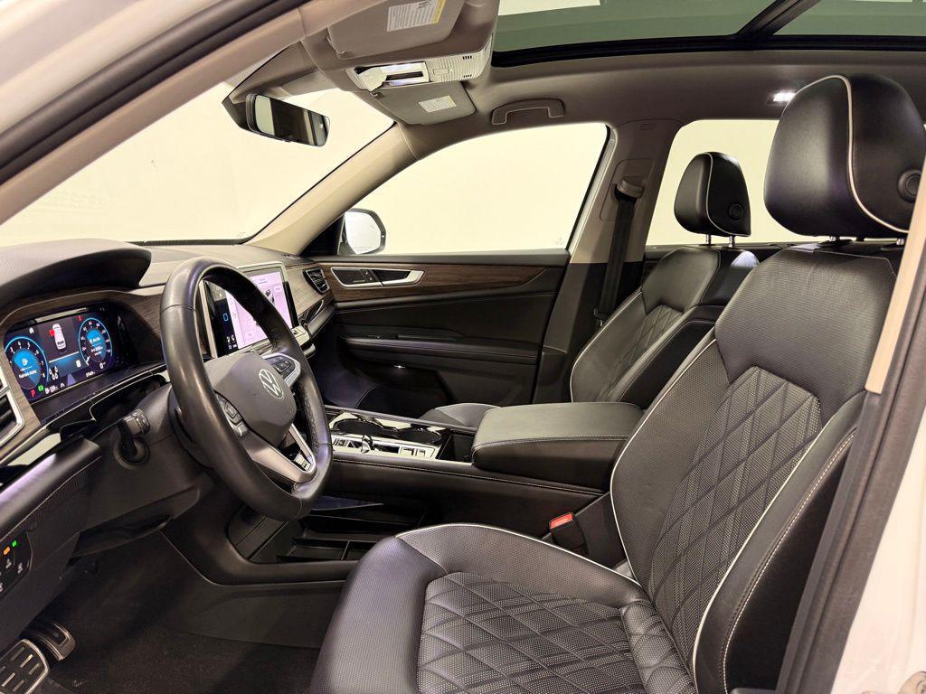 used 2024 Volkswagen Atlas car, priced at $38,349