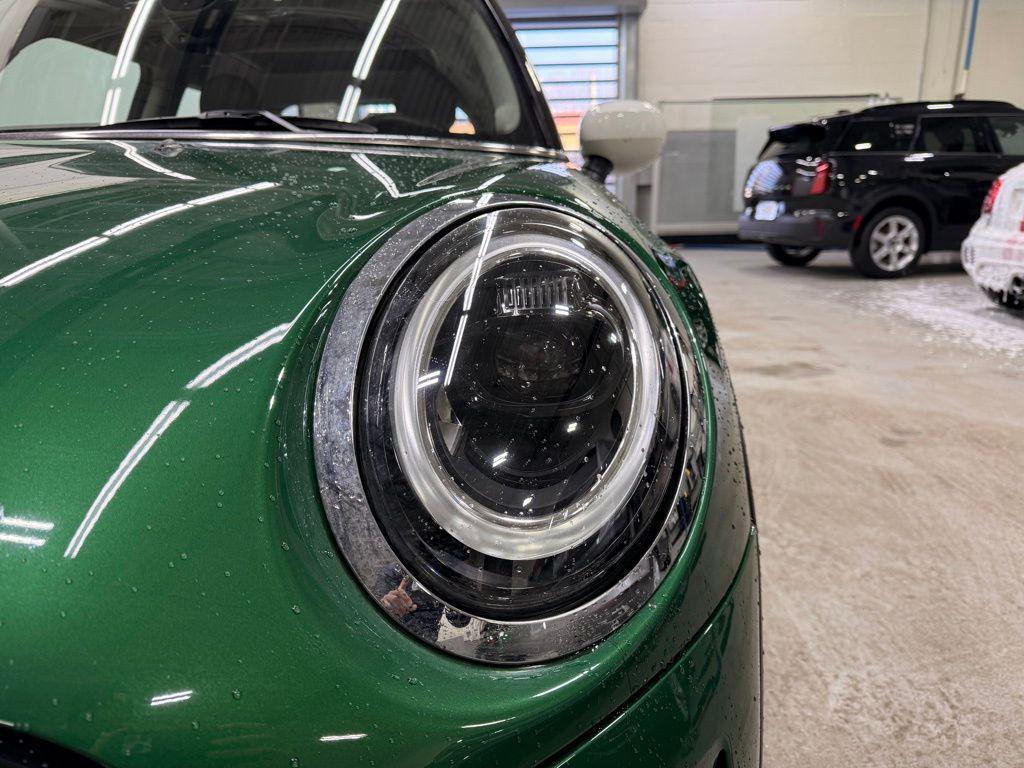 used 2022 MINI Hardtop car, priced at $20,999