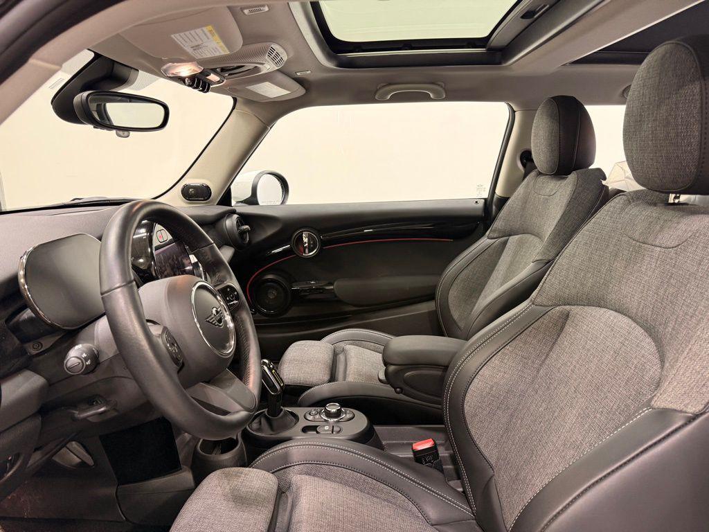 used 2022 MINI Hardtop car, priced at $20,999
