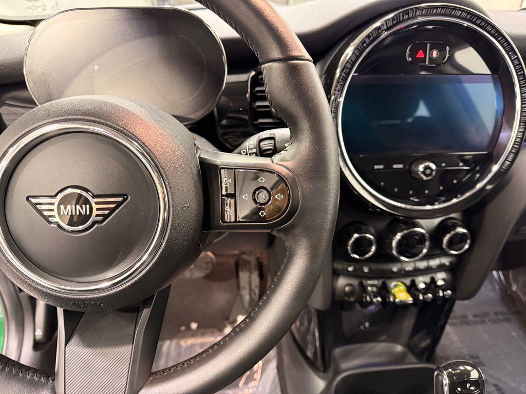 used 2022 MINI Hardtop car, priced at $19,997