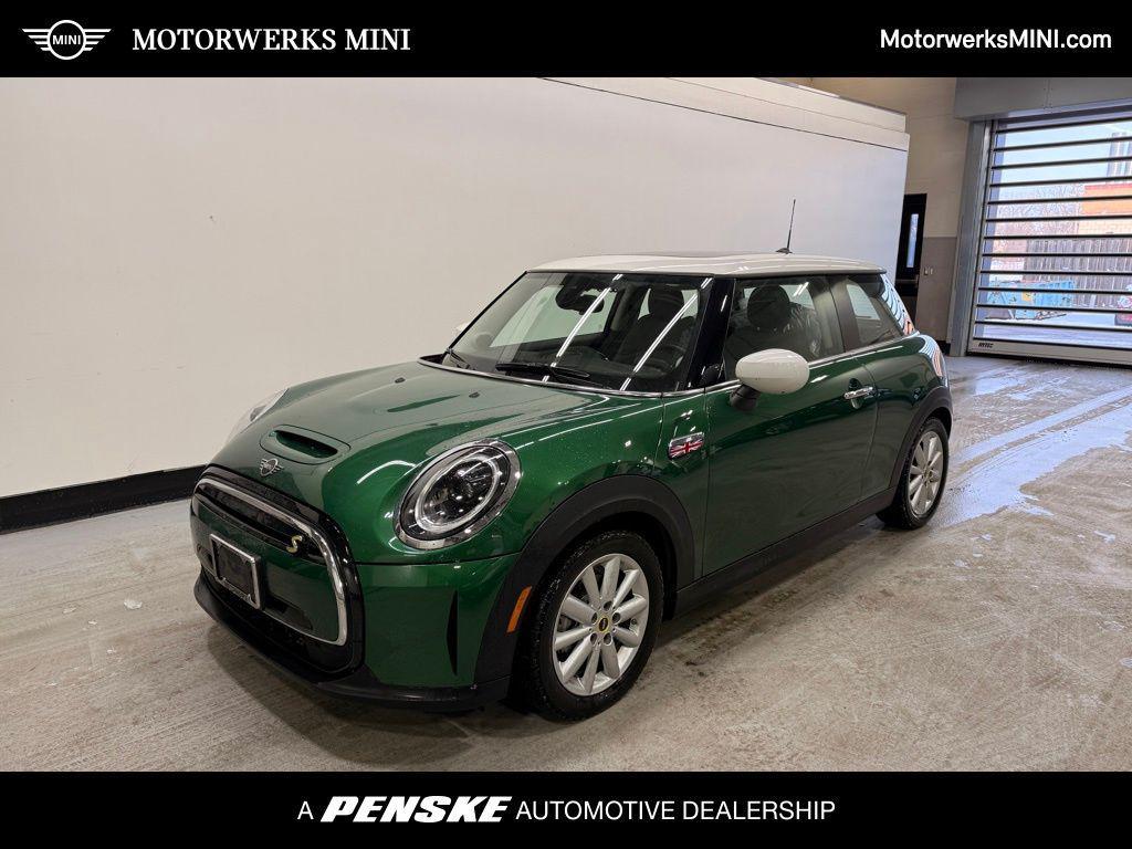 used 2022 MINI Hardtop car, priced at $20,999