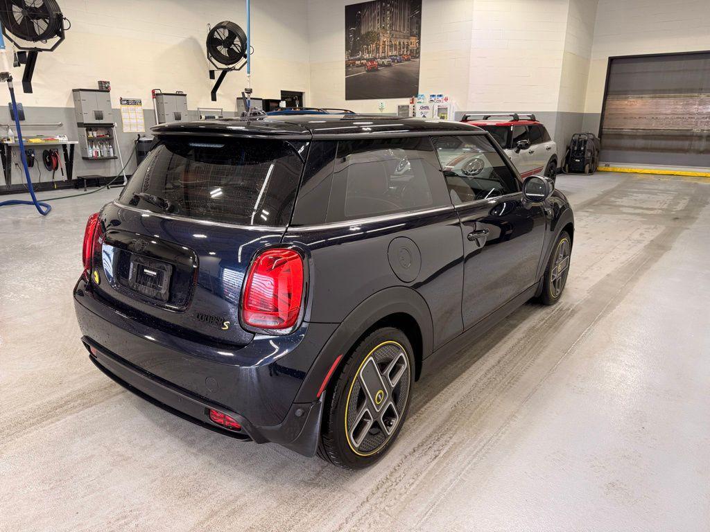 used 2024 MINI Hardtop car, priced at $22,999