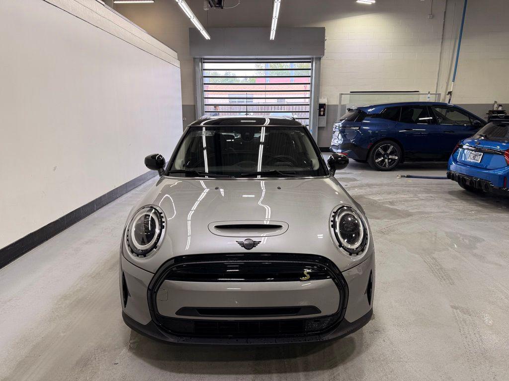 used 2024 MINI Hardtop car, priced at $26,999