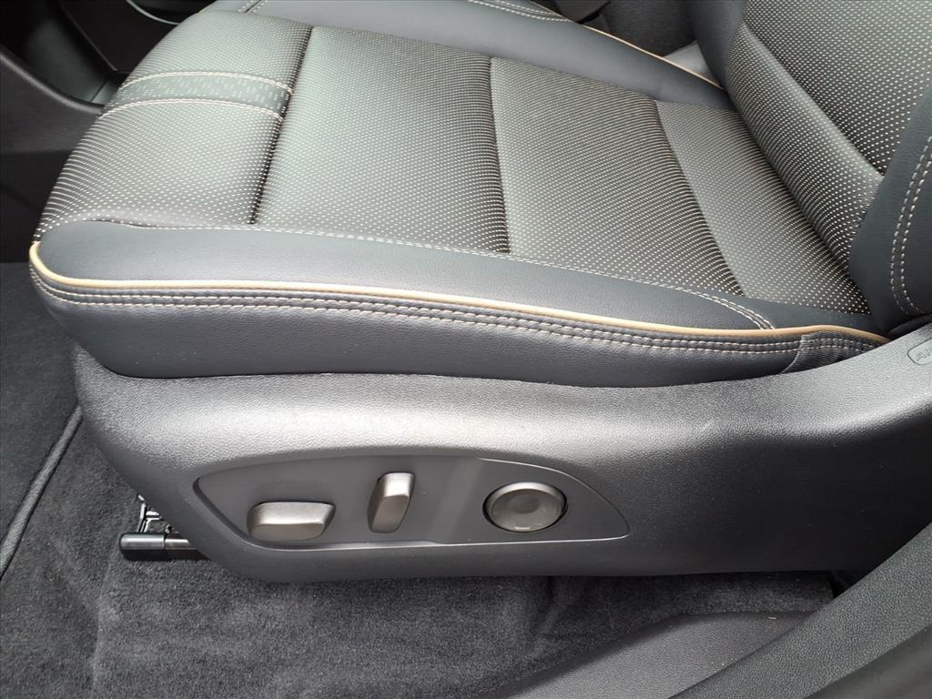 new 2026 Chevrolet Traverse car, priced at $59,996