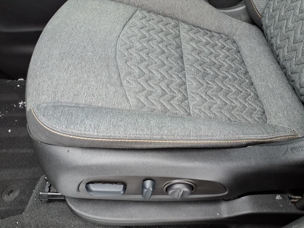 used 2022 Chevrolet Equinox car, priced at $15,990