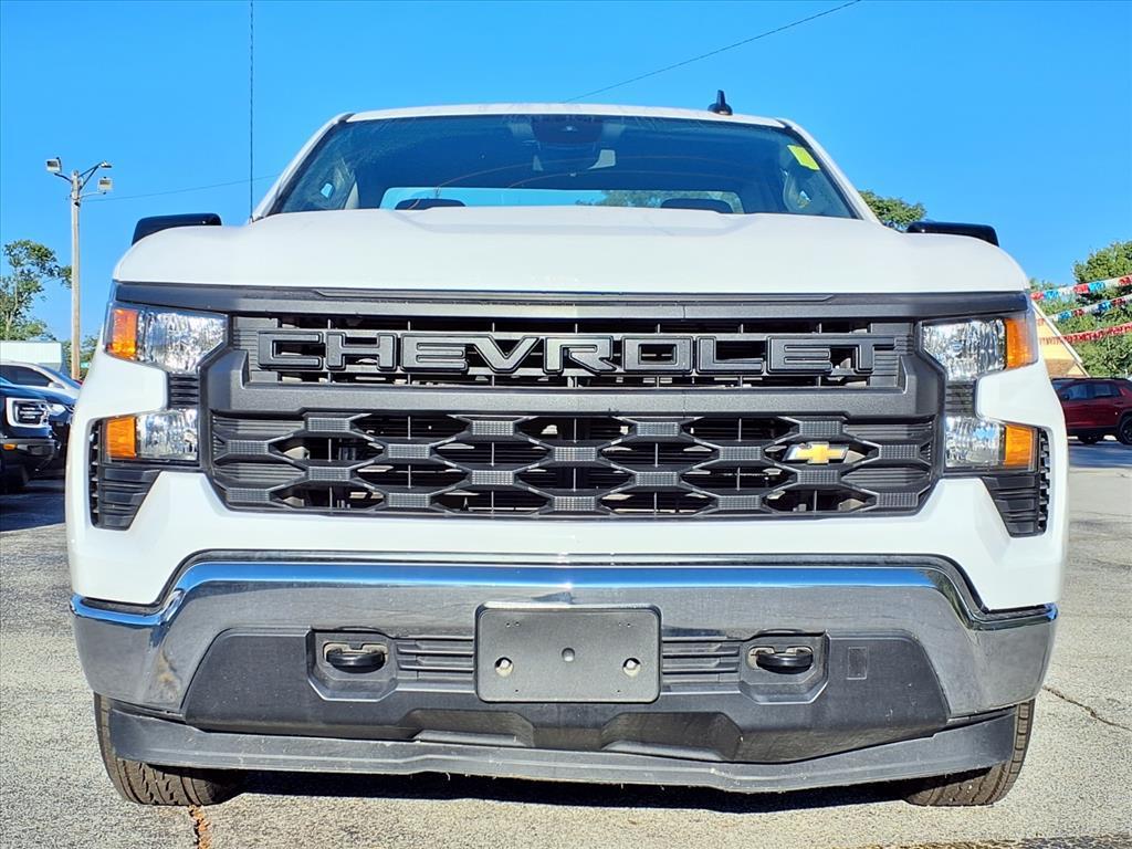 used 2024 Chevrolet Silverado 1500 car, priced at $31,404
