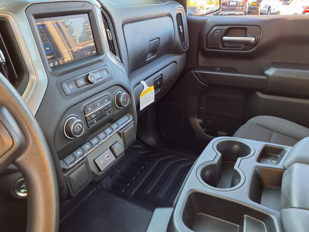 used 2024 Chevrolet Silverado 1500 car, priced at $31,404