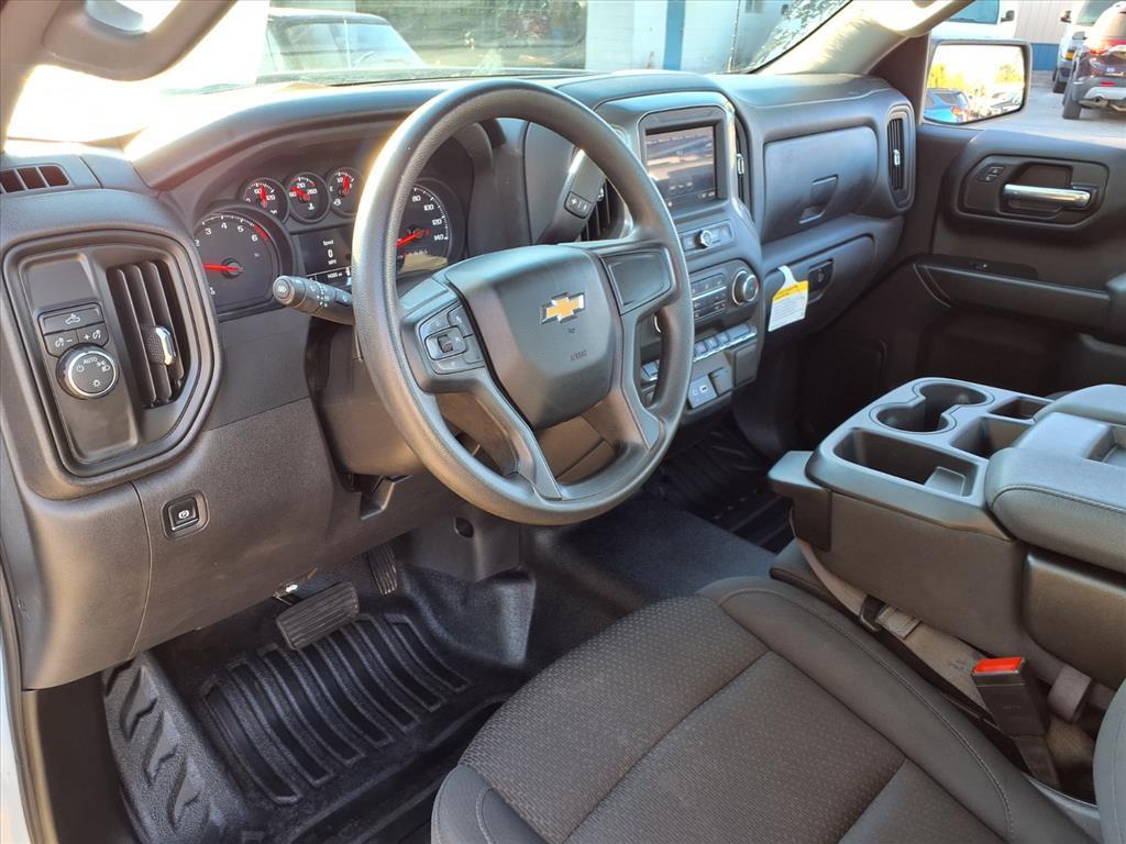 used 2024 Chevrolet Silverado 1500 car, priced at $31,404