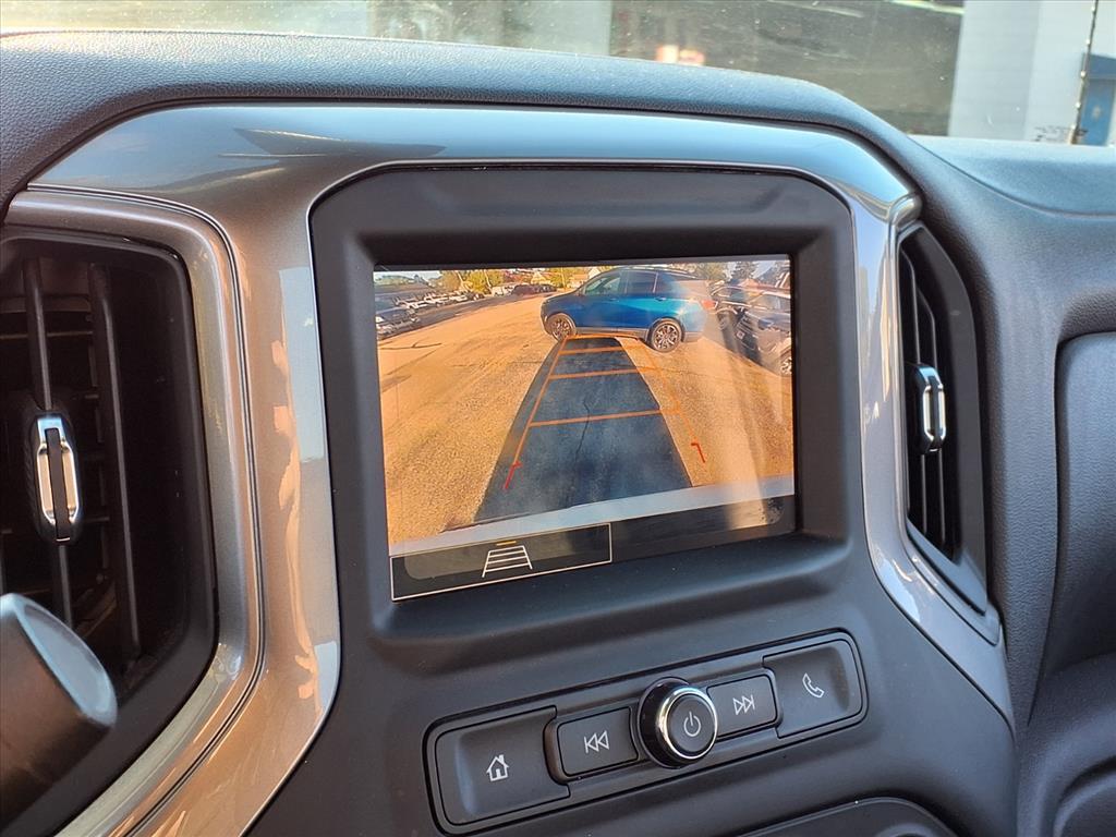 used 2024 Chevrolet Silverado 1500 car, priced at $31,404