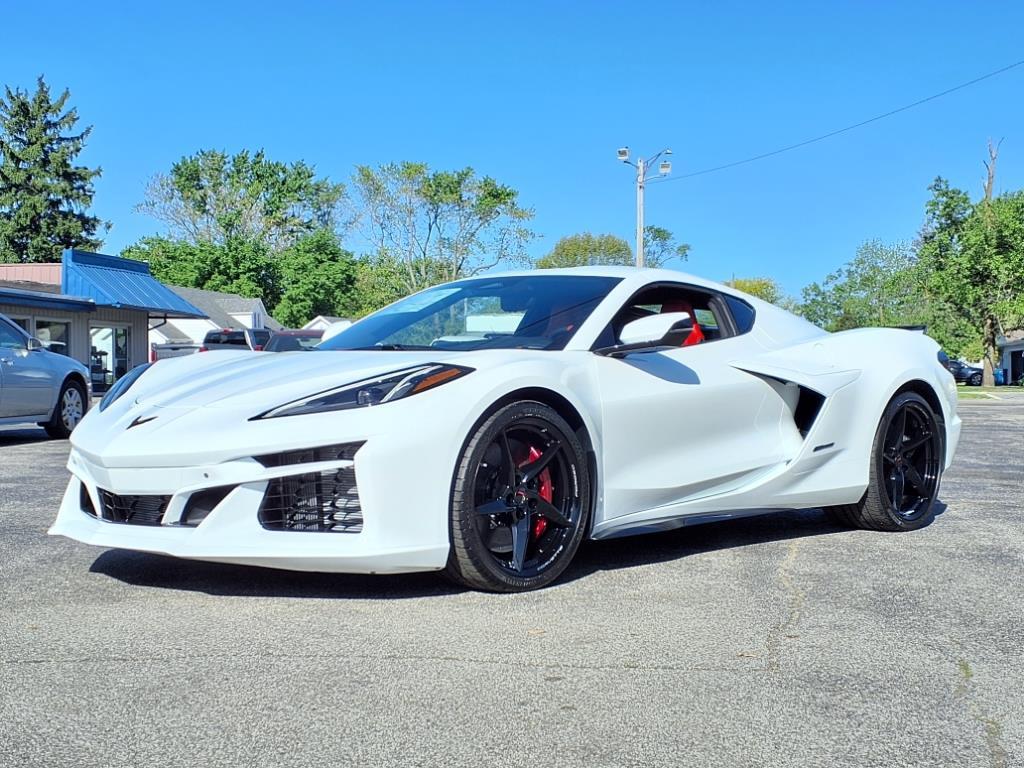 new 2025 Chevrolet Corvette E-Ray car, priced at $109,110