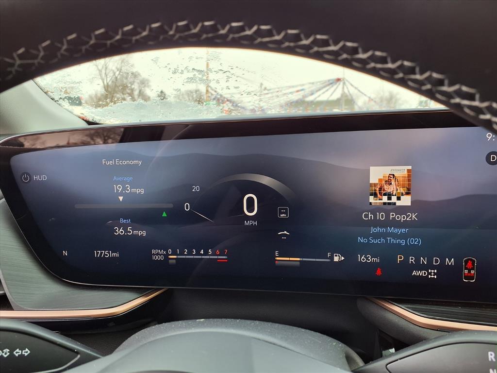 used 2025 Buick Envision car, priced at $31,490