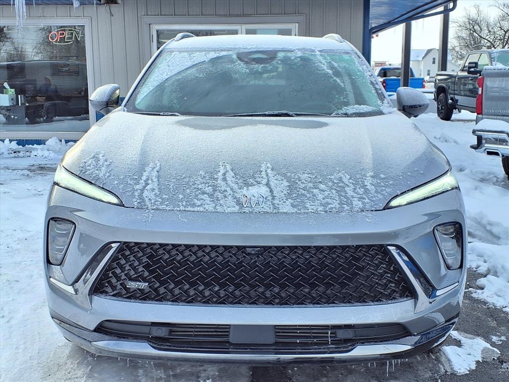 used 2025 Buick Envision car, priced at $31,490