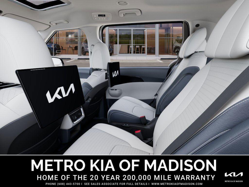 new 2026 Kia Carnival Hybrid car, priced at $57,655