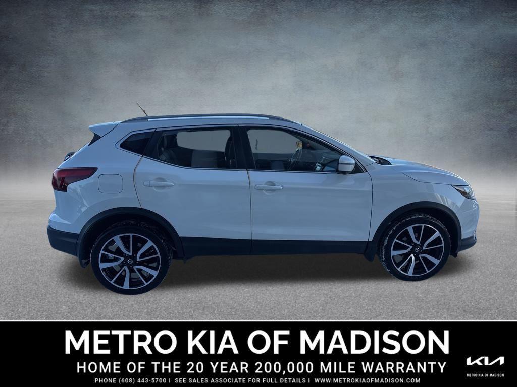 used 2017 Nissan Rogue Sport car, priced at $8,400