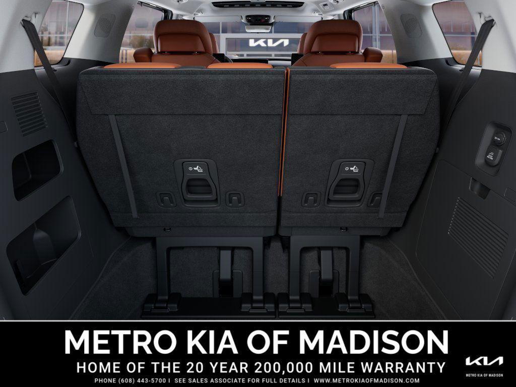 new 2026 Kia Carnival Hybrid car, priced at $57,780