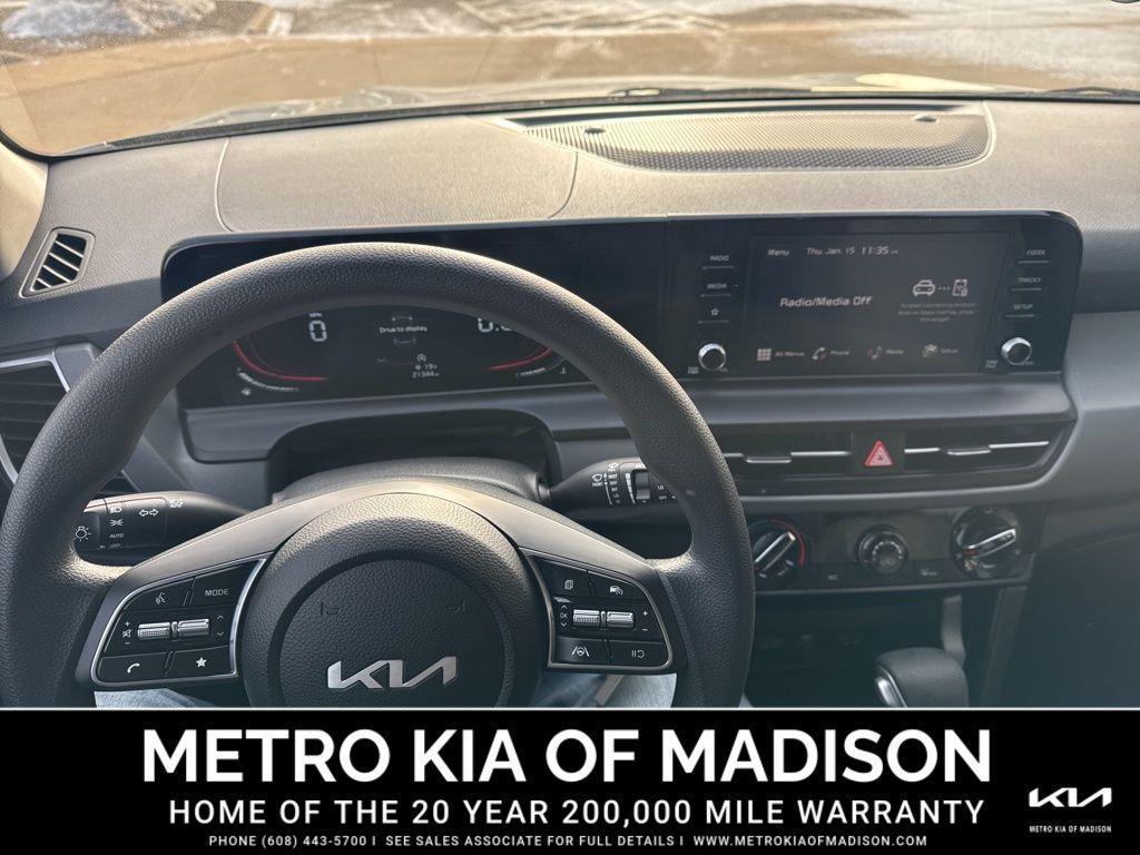 used 2025 Kia Seltos car, priced at $22,000