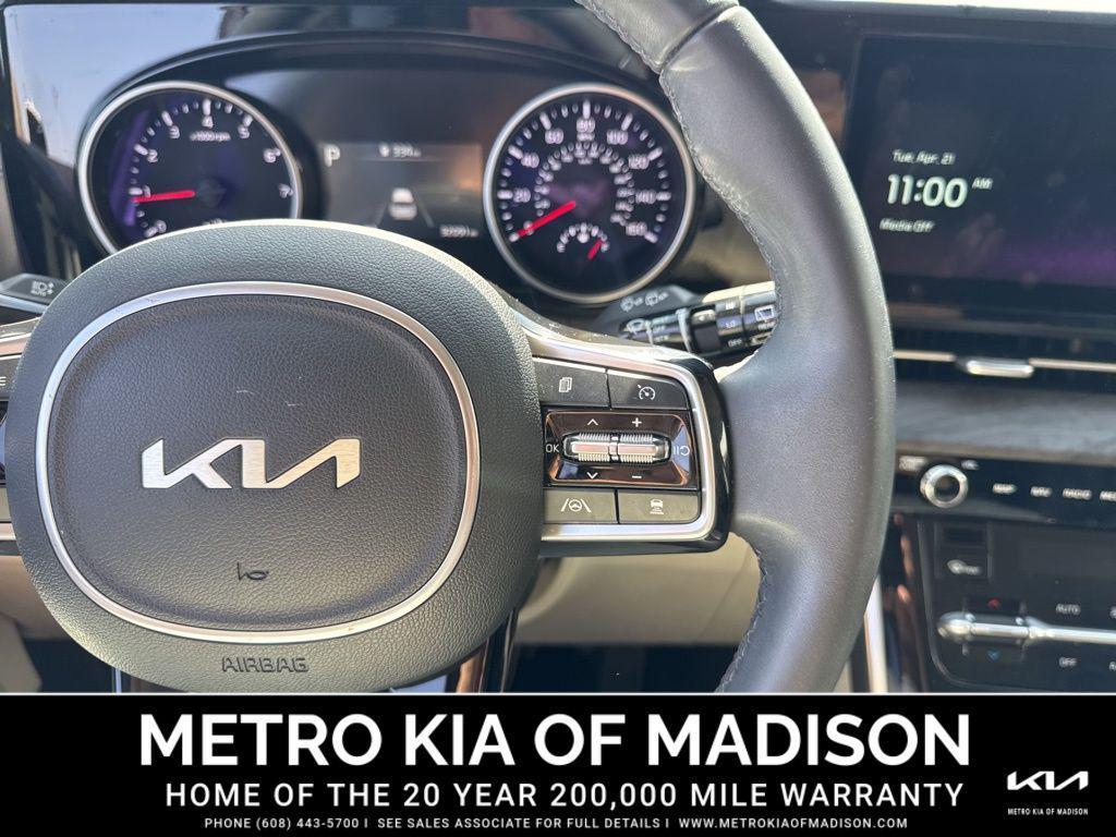 used 2024 Kia Carnival car, priced at $33,600