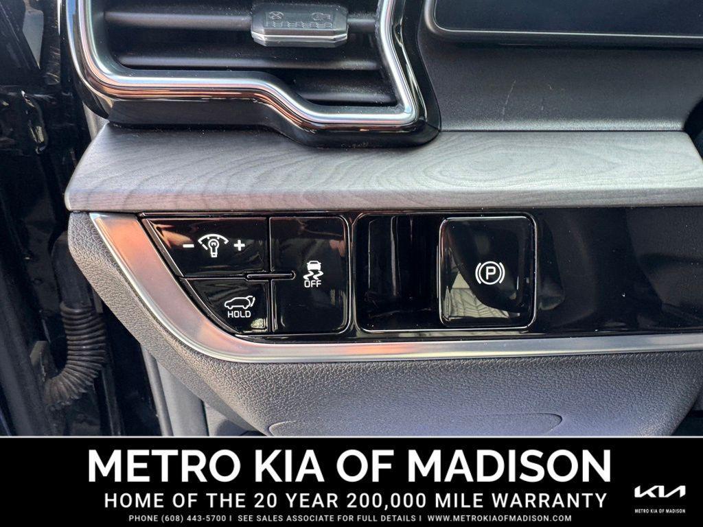used 2023 Kia Sportage car, priced at $27,700
