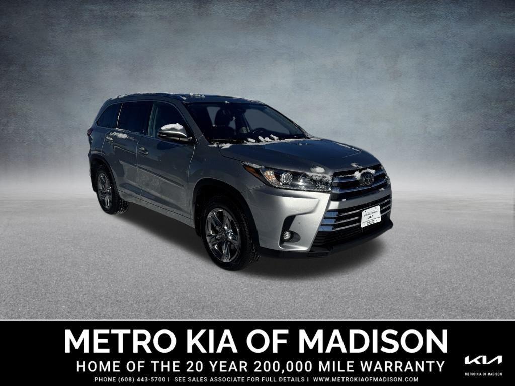 used 2019 Toyota Highlander car, priced at $23,700