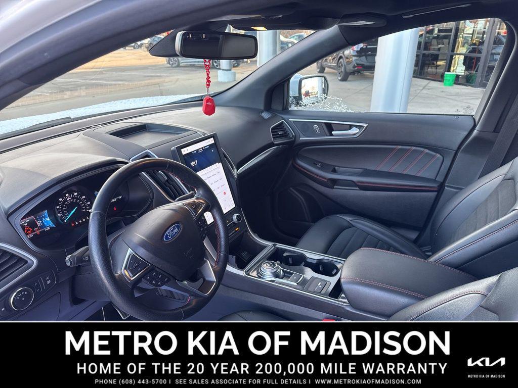 used 2022 Ford Edge car, priced at $22,800