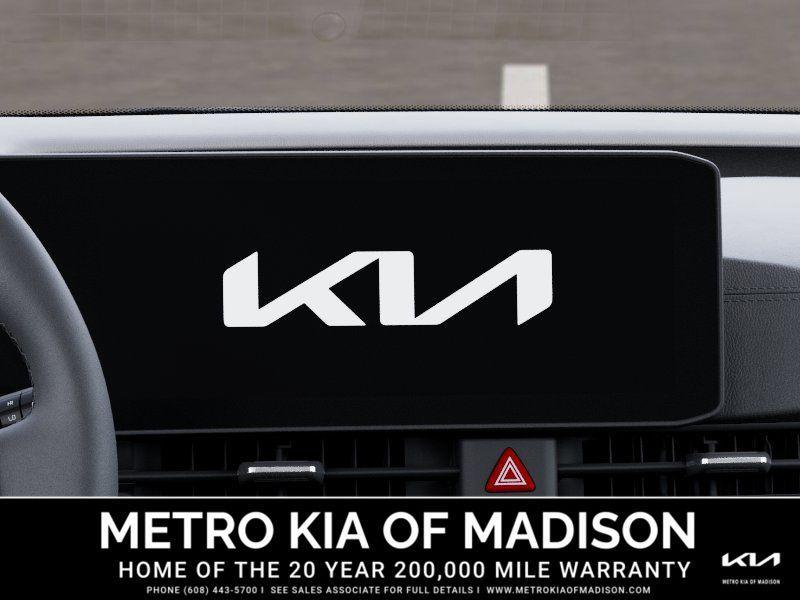 new 2026 Kia Carnival Hybrid car, priced at $45,535