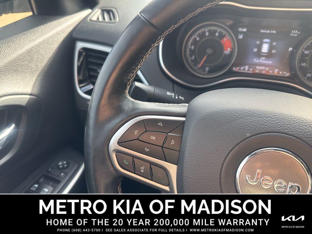 used 2021 Jeep Cherokee car, priced at $19,300