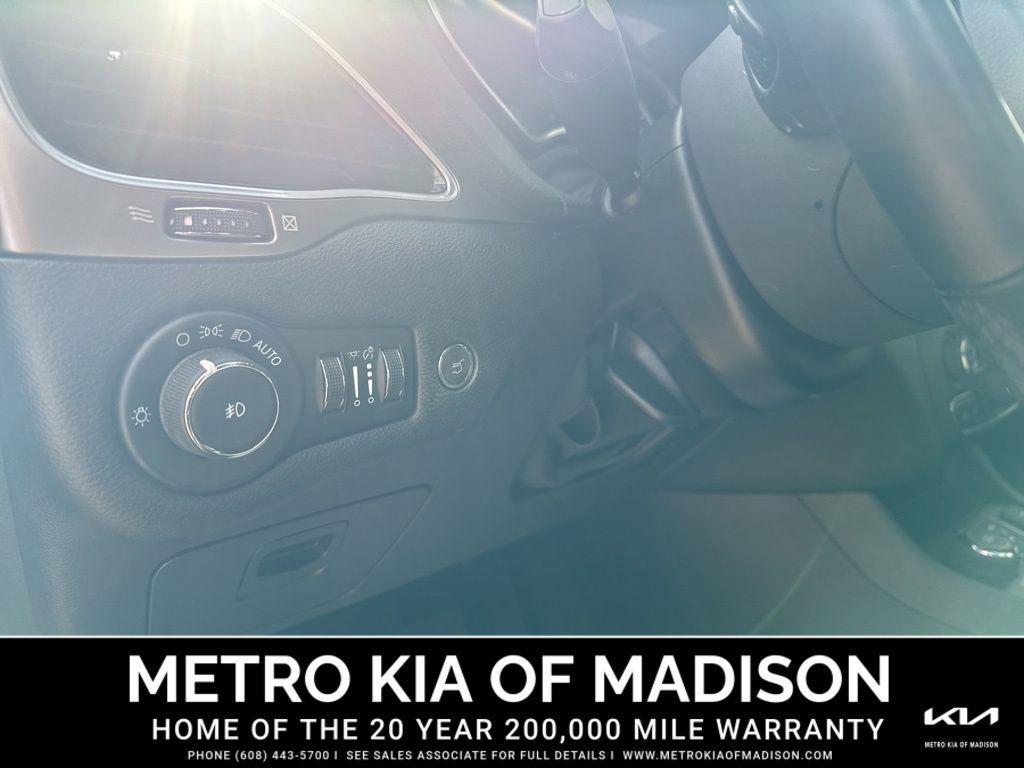 used 2021 Jeep Cherokee car, priced at $19,300