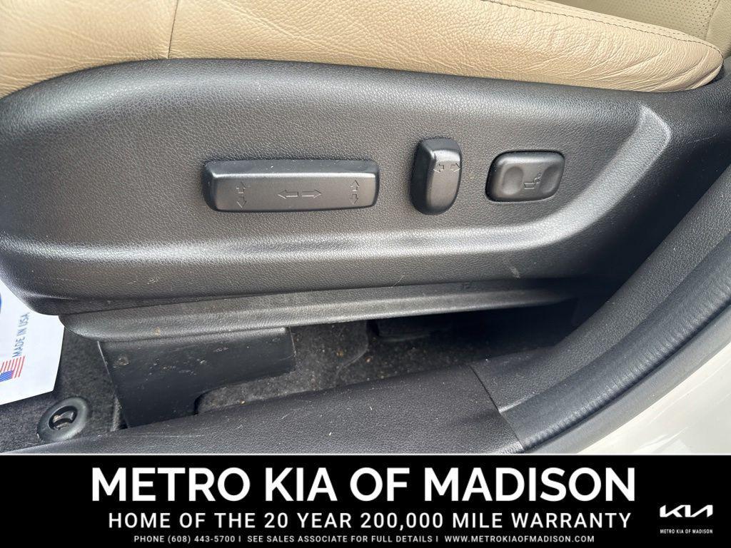 used 2015 Honda CR-V car, priced at $11,000