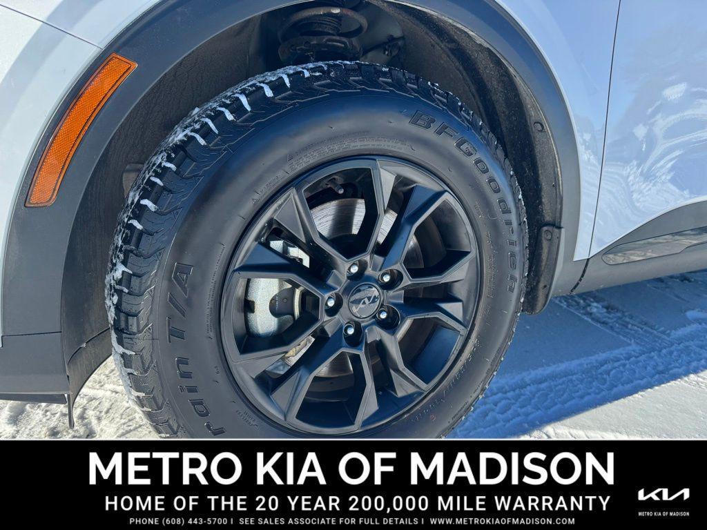 used 2025 Kia Sportage car, priced at $32,500