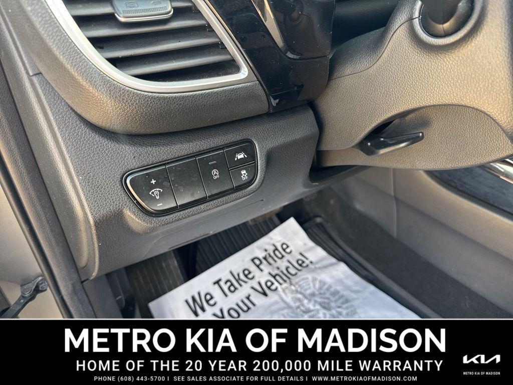 used 2021 Kia Seltos car, priced at $13,400