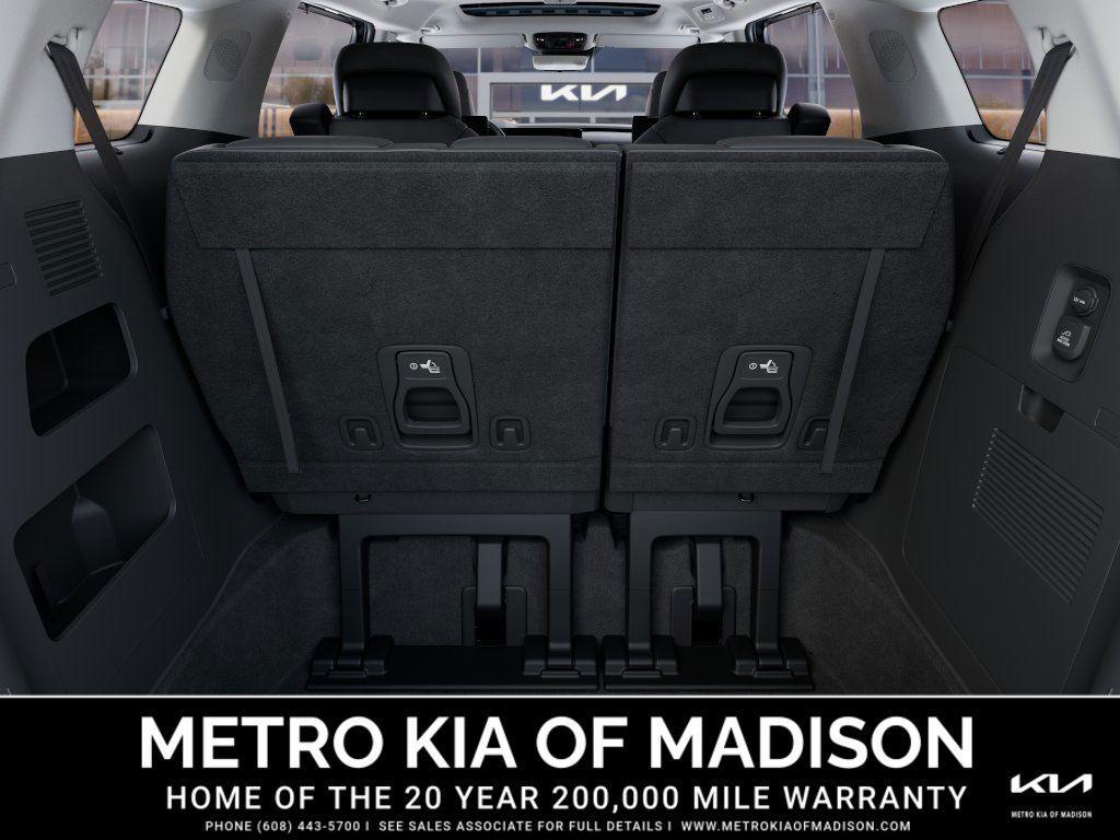 new 2026 Kia Carnival Hybrid car, priced at $57,740