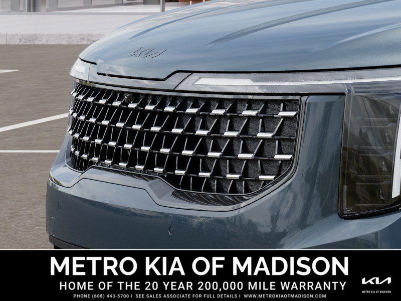 new 2026 Kia Carnival Hybrid car, priced at $57,740