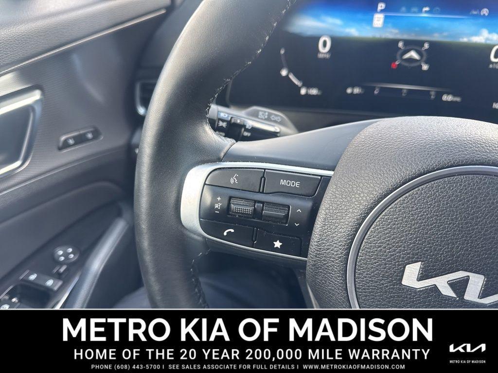 used 2025 Kia Sportage car, priced at $32,200