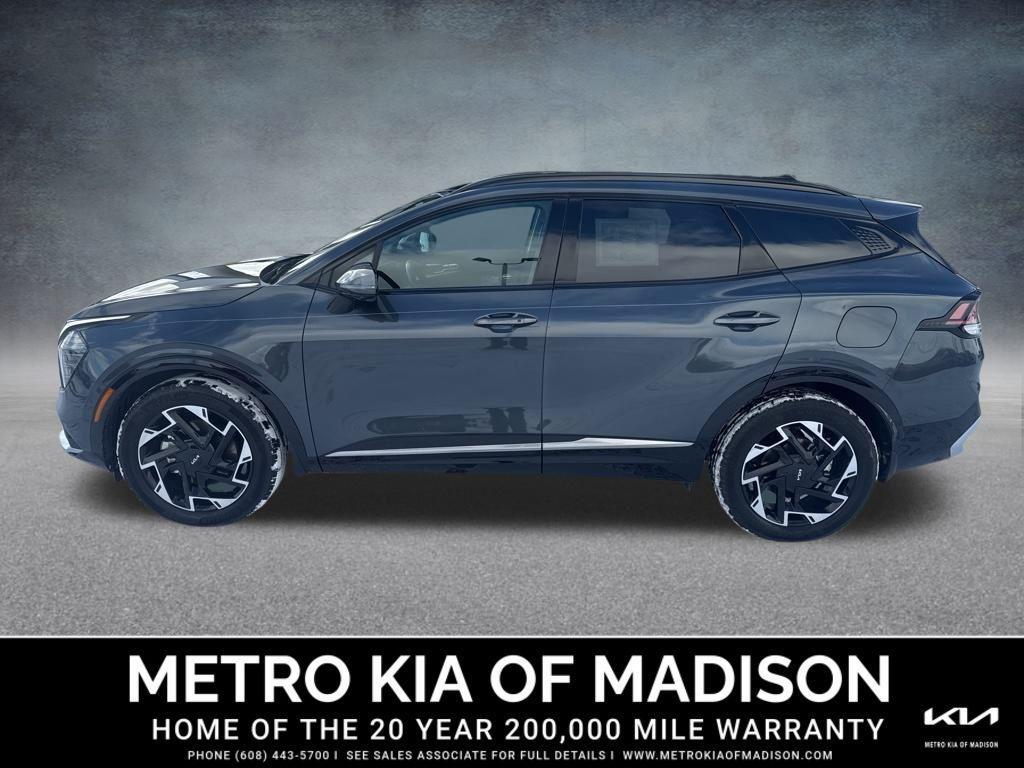 used 2025 Kia Sportage car, priced at $32,200
