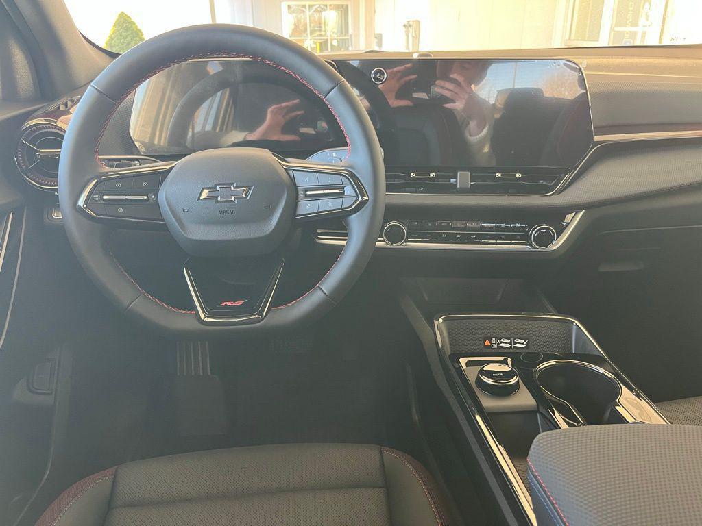 new 2026 Chevrolet Equinox car, priced at $37,480