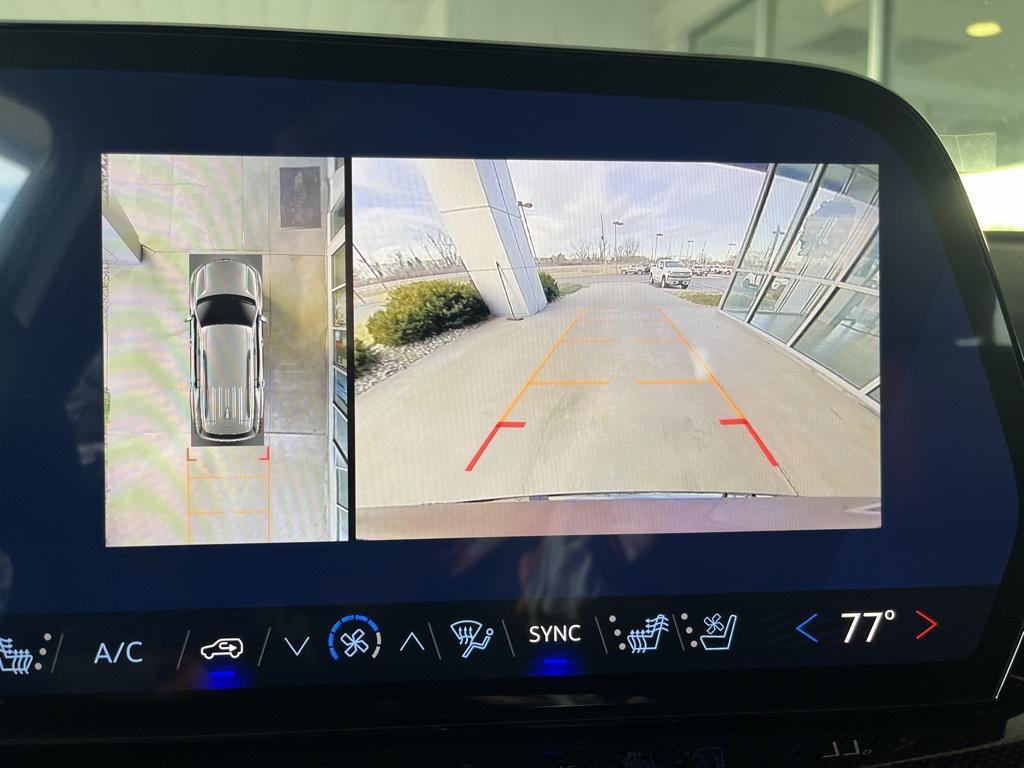 new 2026 Chevrolet Traverse car, priced at $59,335