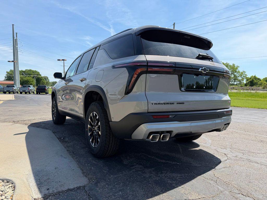 new 2026 Chevrolet Traverse car, priced at $56,520