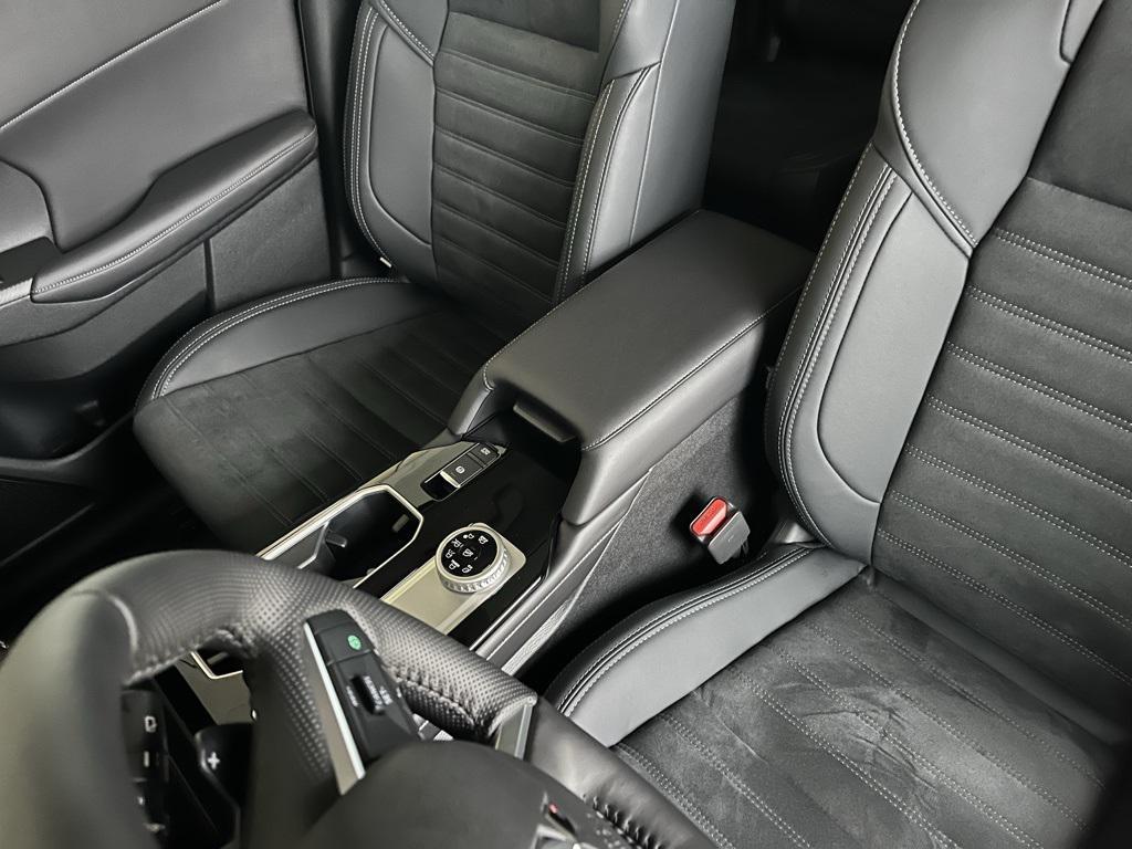 new 2026 Mitsubishi Outlander car, priced at $42,325