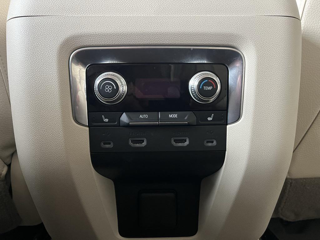 used 2021 GMC Yukon XL car, priced at $46,674