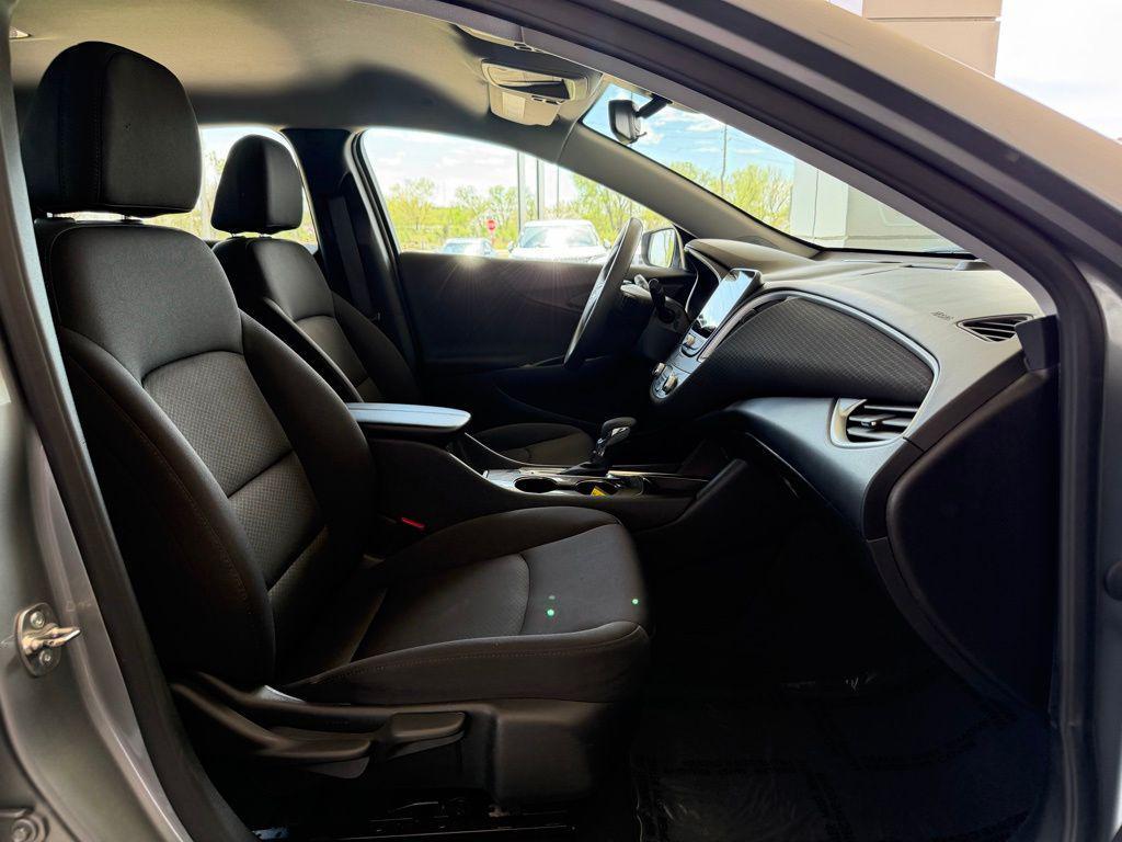 used 2025 Chevrolet Malibu car, priced at $20,719