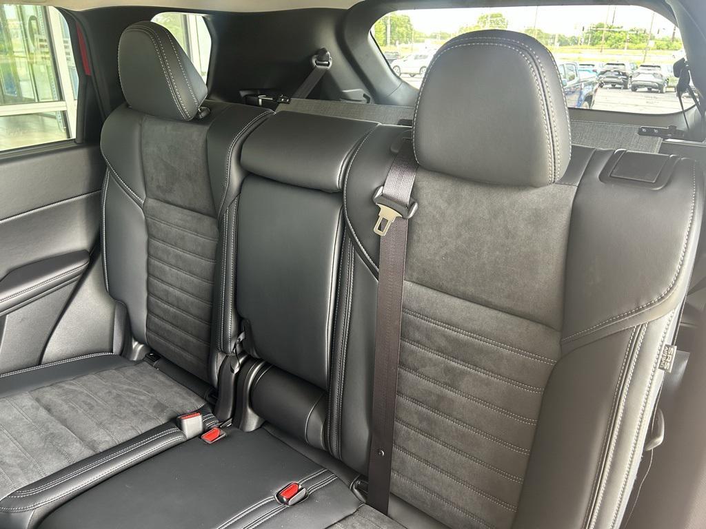 new 2025 Mitsubishi Outlander PHEV car, priced at $40,436