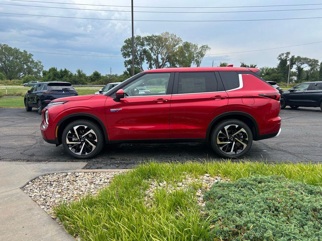 new 2025 Mitsubishi Outlander PHEV car, priced at $39,436
