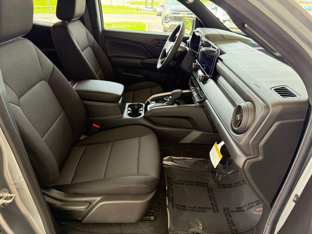 new 2026 Chevrolet Colorado car, priced at $42,135