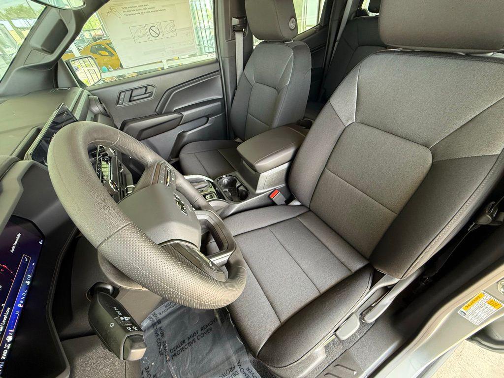 new 2026 Chevrolet Colorado car, priced at $42,135