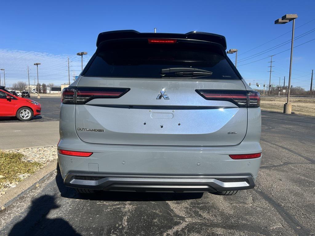 new 2026 Mitsubishi Outlander car, priced at $47,035